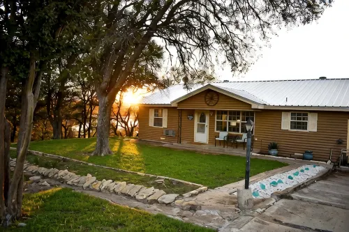 Relax at Sunset Cabin — Panoramic Lakefront Views! - Bintang 3