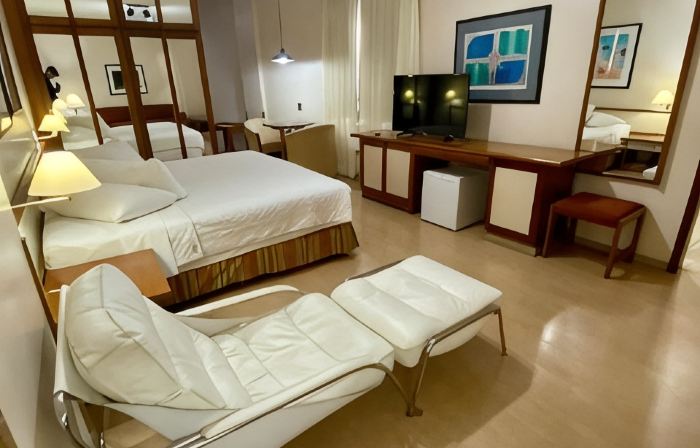 César Park Hotel