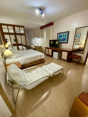 César Park Hotel - parking