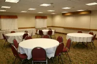 Baymont by Wyndham Portage Indiana Dunes - 2-Star