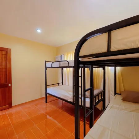 Shirubi Homestay & Guesthouse-Moalboal