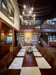 Camp Saranac: Gorgeous & grand lake home w mountain views, water sports, hiking - Gym