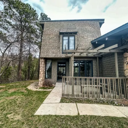 New! Hilltop House in the Canyon