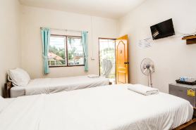Sarm Mork Guest House
