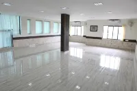KODALI GUEST SUITES - Motels