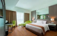 Dalton Hotel Makassar - bar