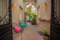 Hotel Mamá Carlota - balcony
