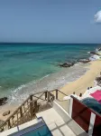 Stunning Beach Front Villa With Infinity Pool - 4 ดาว