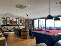 Champagne Domaine Sacret - AY - Bed and Breakfasts