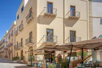 Fiveplace Design Suites & Apartments - 주차장