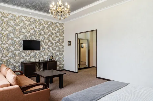 Gold Star Hotel - parking
