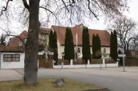 Hotel am Friedberger See Hotels in Friedberg