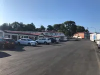 レッド カーペット イン ノース シラキュース - 駐車場