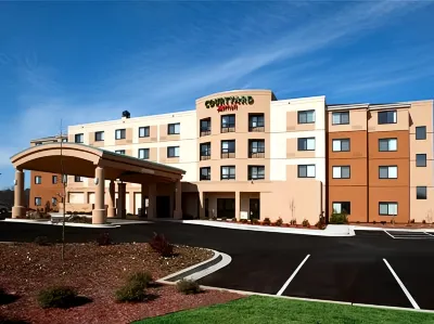 Courtyard Jackson Отели в г. Джексон