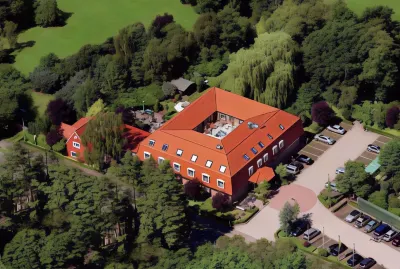 NordWest-Hotel Amsterdam Отели в г. Вифельштеде