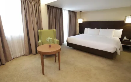 Top Star Hotel