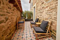 The Pinta Boutique Hotel - Mountain view
