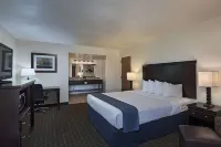 Stevens Inn a Howard Johnson by Wyndham Hotels in Carlsbad