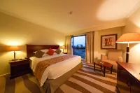 Kigali Serena Hotel - balcony
