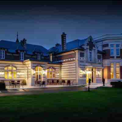 Domaine des Roches Hôtel, Cottages & Spa Hotel Exterior