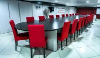 Pariz Hotel Tehran