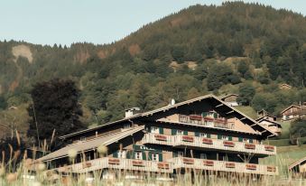 Hôtel les Roches Fleuries