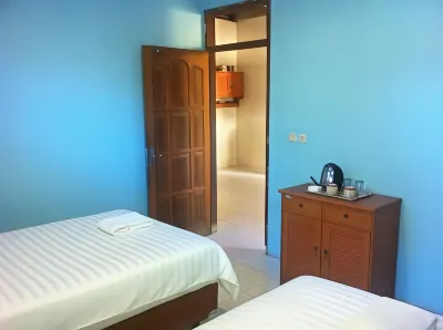 The New Orlinds Guest House Hotel dekat Gereja Baptis Indonesia Watukelir