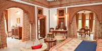 WelcomHeritage Bal Samand Lake Palace - Maharani SUITHE