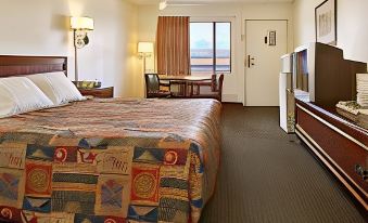 Days Inn by Wyndham Ontario Airport