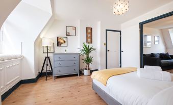 London Flat in the Heart of Notting Hill