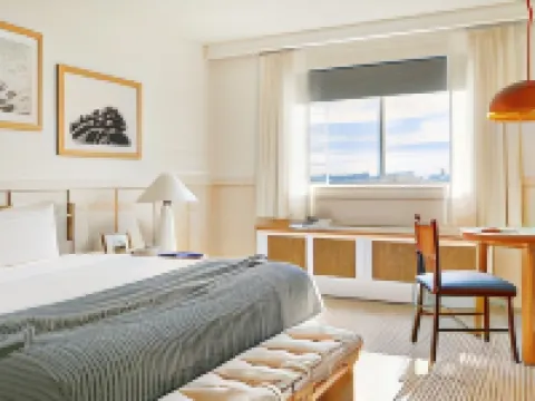 Wayfinder Newport Hotels in Newport County