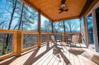 Romantic Cabin Retreat by Ghosal Luxury Lodging Hotels in Gatlinburg