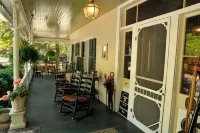 Edgeworth Inn Hotels in Monteagle