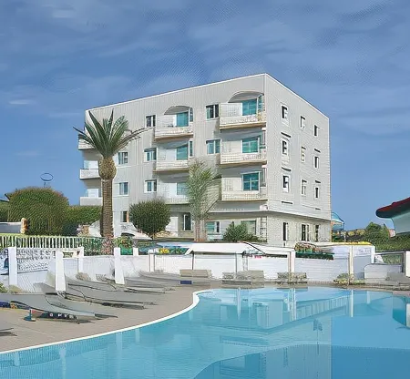 Sunrise Gardens Aparthotel