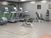 DoubleTree by Hilton Omaha Southwest - Phòng Gym