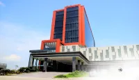 Grand Karlita Hotel Purwokerto - 駐車場