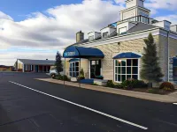 Alpine Inn & Suites Rockford - parking