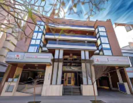 Kube Apartments Express