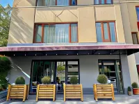 Merien Hotel
