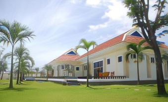Ban Thach Riverside Hotel & Resort