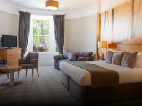 Glen Mhor Hotel at Uile-Bheist 'Brewstillery' Hotels near Inverness Castle