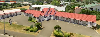 Gateway Motor Lodge - Wanganui Hotel berhampiran Holy Family Catholic Church