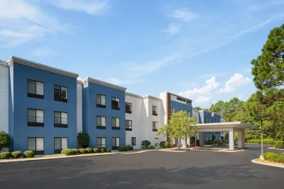 SpringHill Suites Pinehurst Southern Pines Hôtels à : Pinehurst