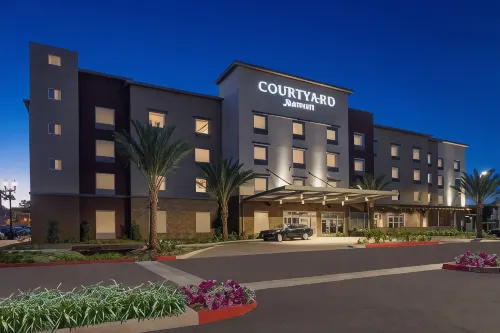 Courtyard San Diego El Cajon Hotels in El Cajon