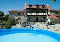 Hôtel de l'Ancien Presbytère Hôtels à : Bellac