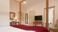 Honest Lawyer Hotel Hotel in zona Calman Learning Centre