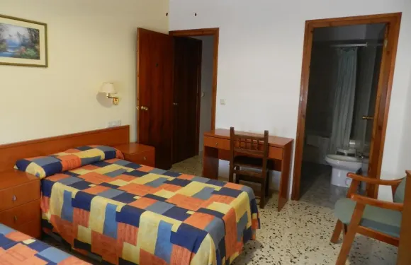 卡爾菲裏維特旅館