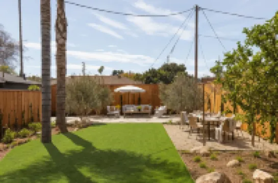 The Craft House Inn Hotels in Santa Barbara Downtown