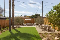 The Craft House Inn Hotels near Stearns Wharf