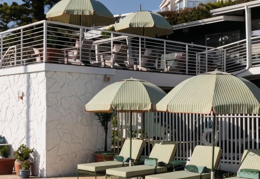 1. 라구나 리프 인..